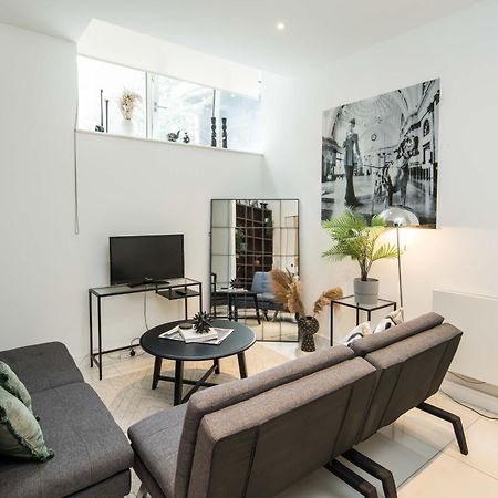 דירות לונדון Al Central-Soho-Chinatown-Coventgarden-Cozy-Onebed מראה חיצוני תמונה